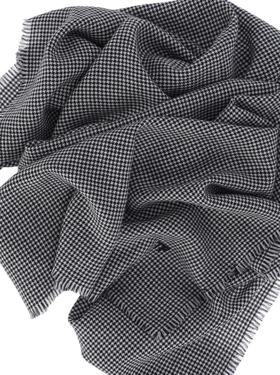 Houndstooth Pattern Scarf