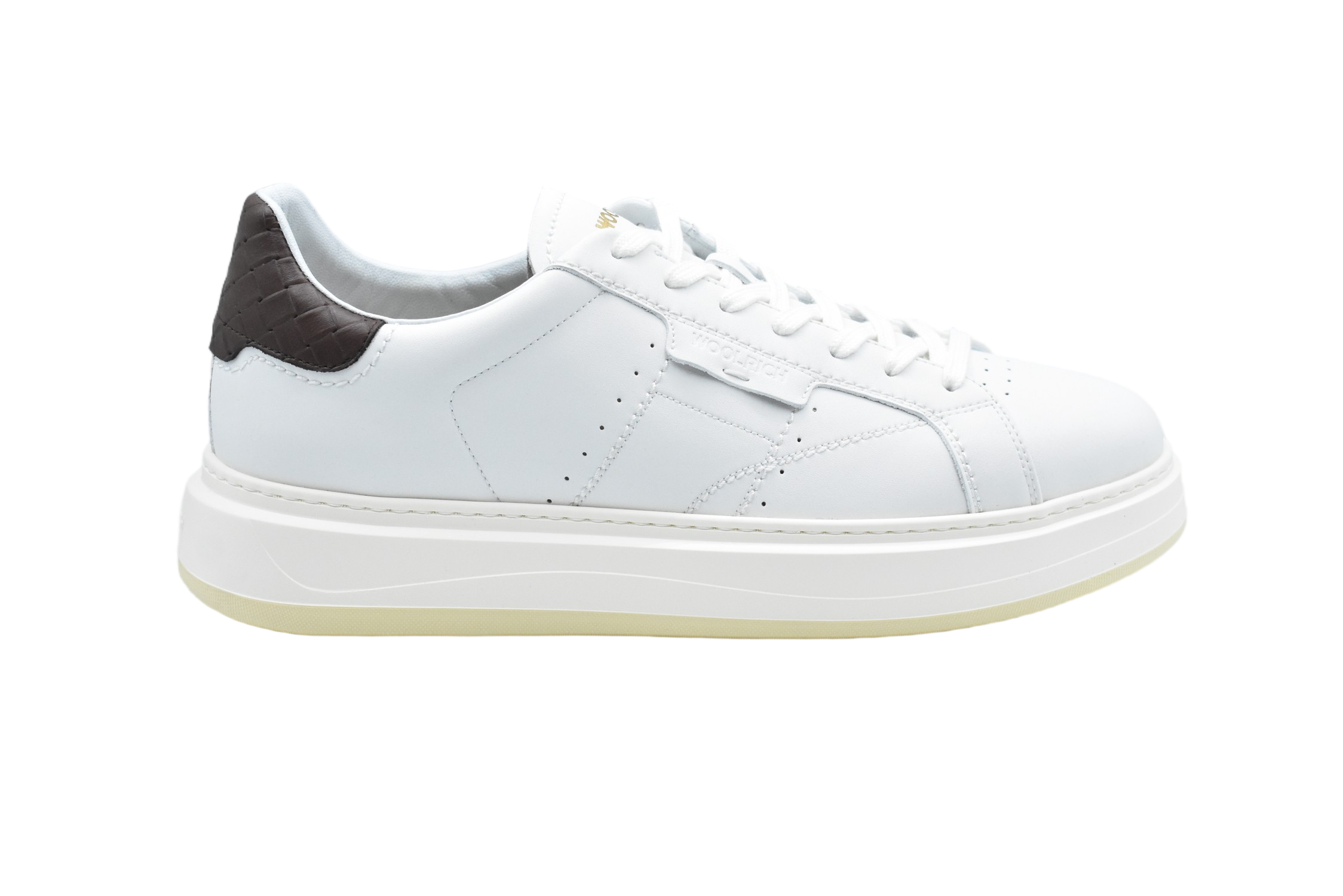 Low-Top Sneakers With Elevated Off-White Sole And Textured Accents