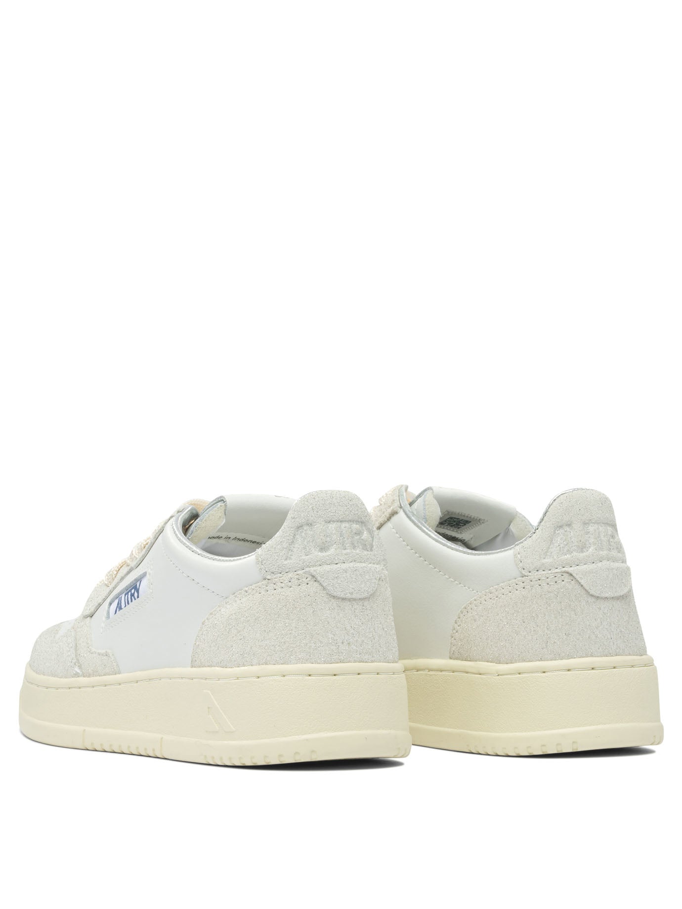 "Medalist Low" Sneakers