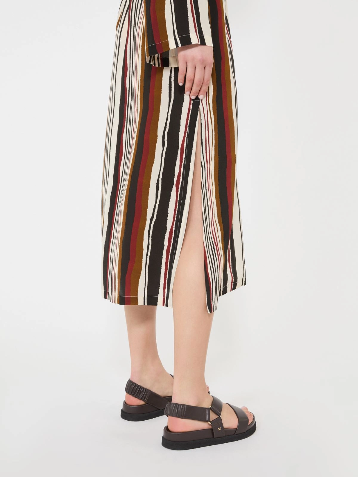 Vertical Striped Midi Dress with Collared Neckline