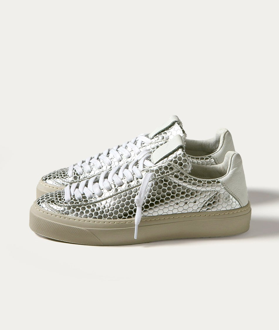 Specio Silver Sneakers