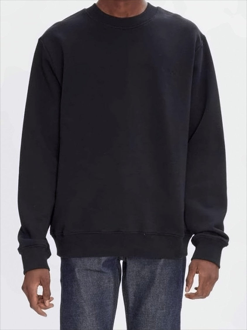 Long-Sleeve Black T-Shirt with Crew Neckline
