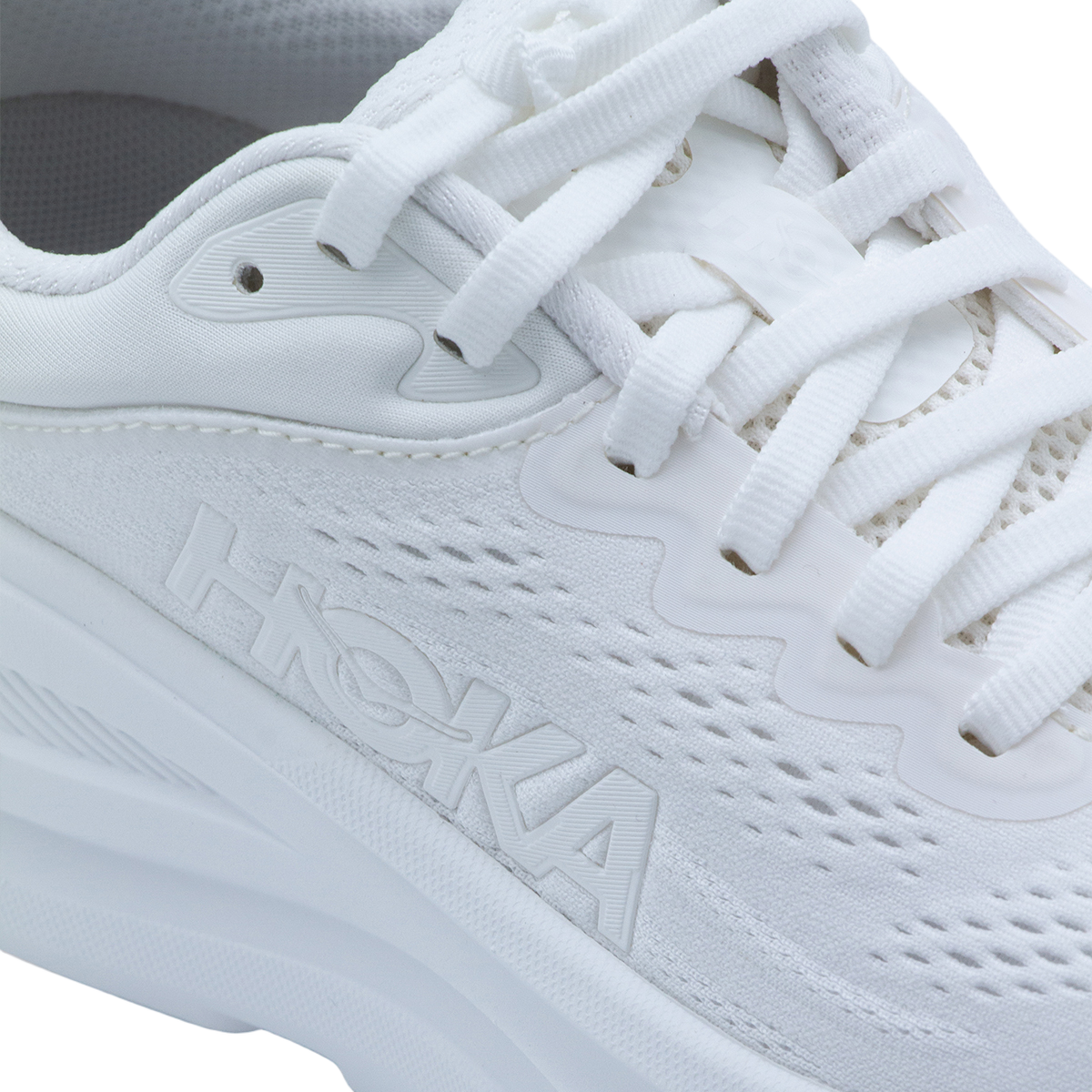 Minimalist White Sneakers With Streamlined Silhouette