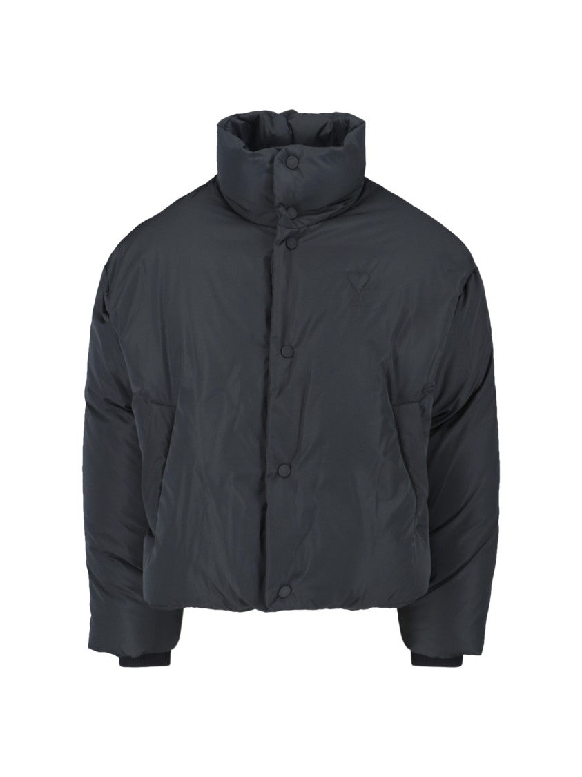 Sleek Black Jacket With Structured Silhouette