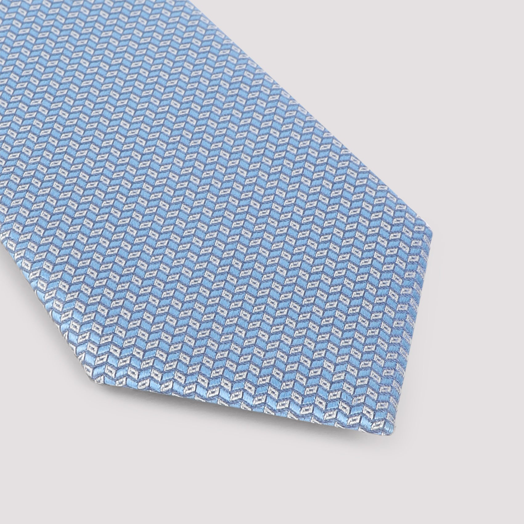 Slim Geometric Pattern Tie In Light Blue And White