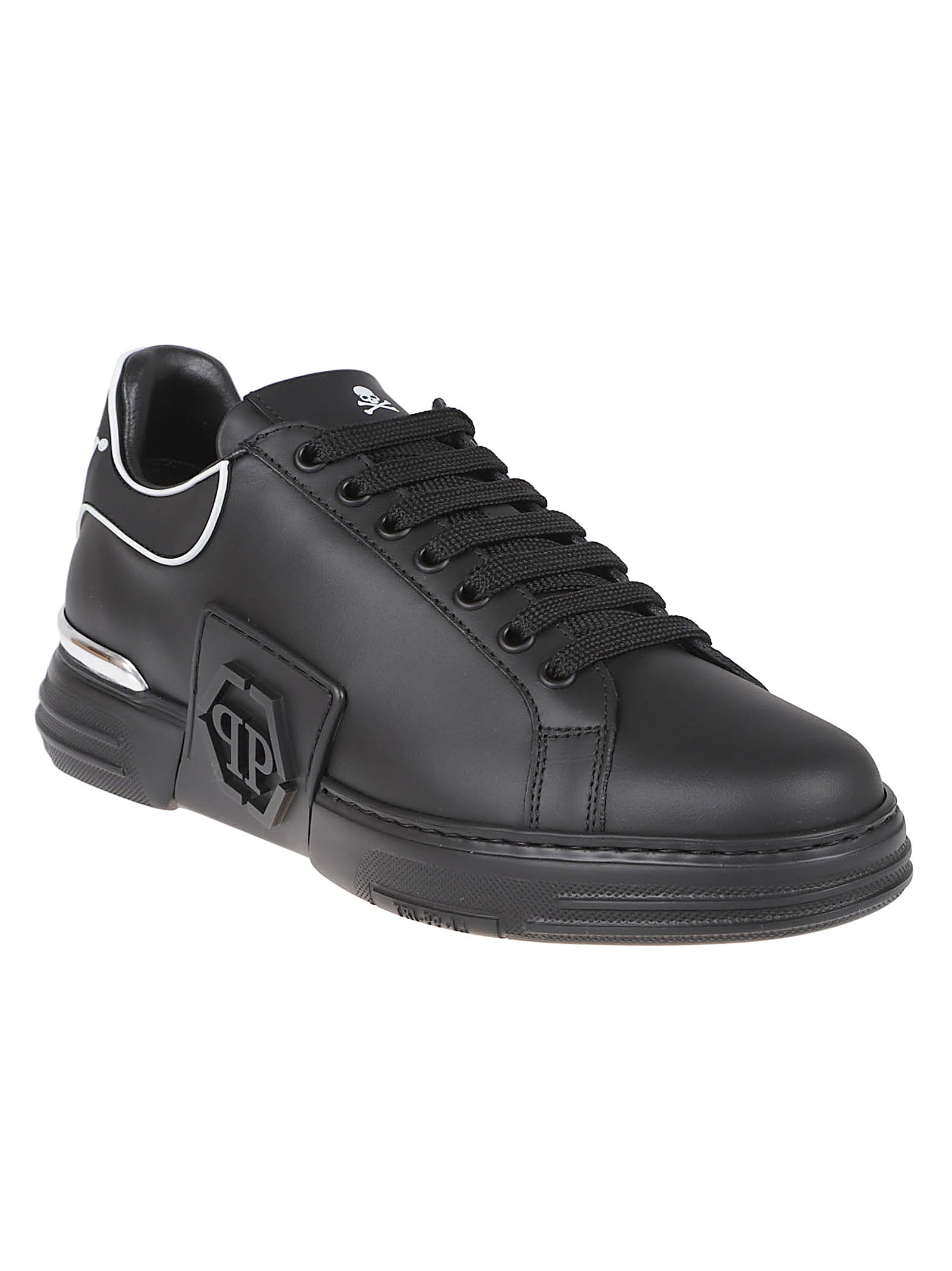 Low-Top Black Leather Sneakers