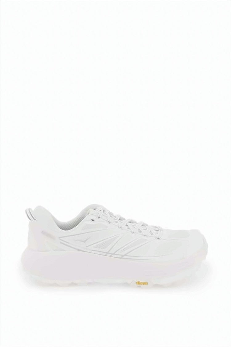 Lightweight Sneakers with Breathable Mesh Upper