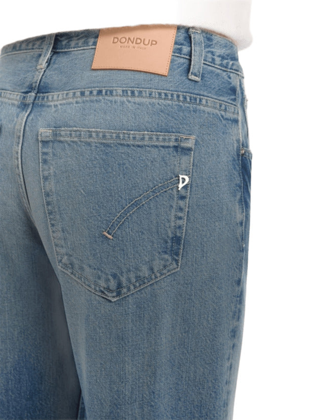 Low-Rise Wide-Leg Jeans