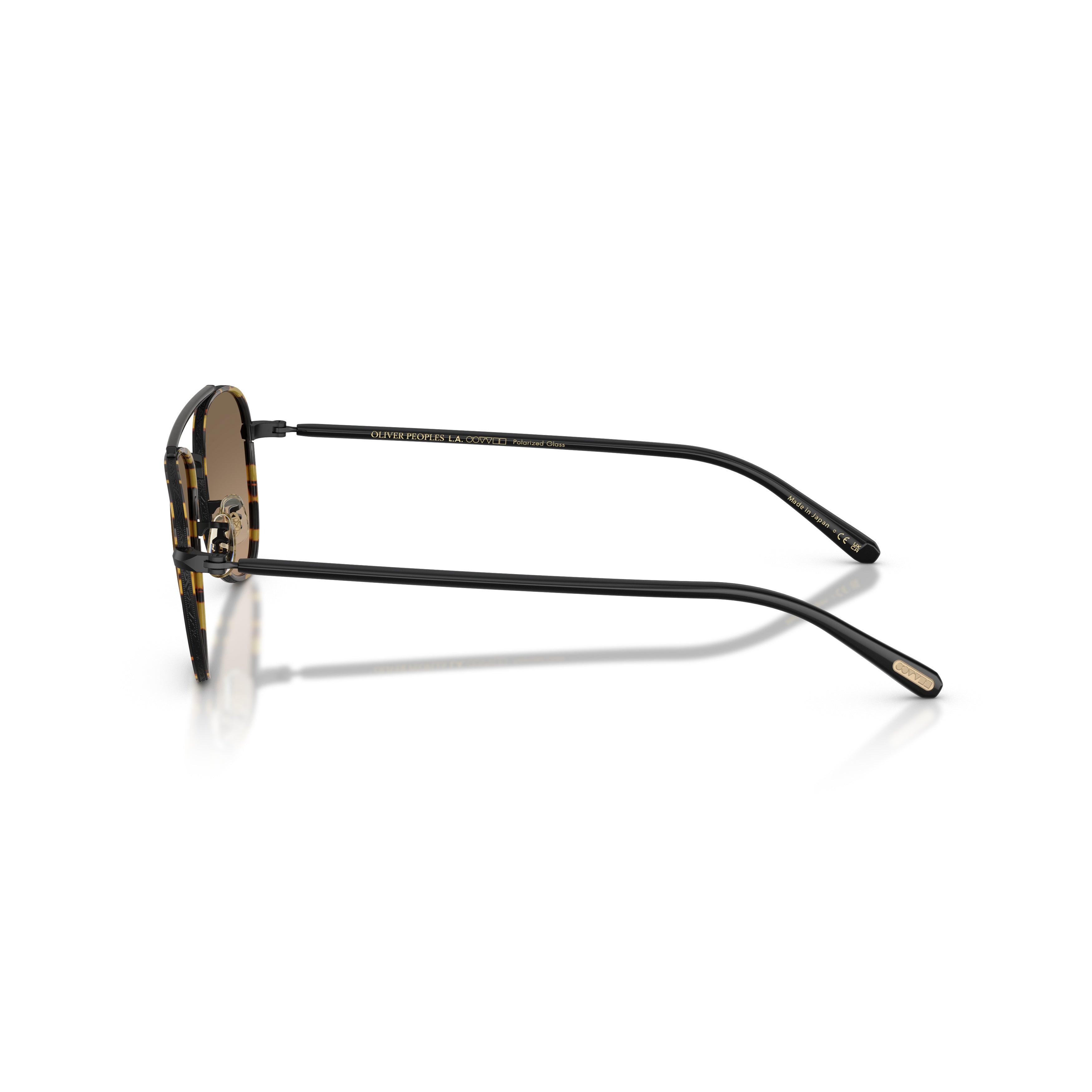 0ov1372st Aviator Sunglasses with Gradient Lenses and Titanium Frame