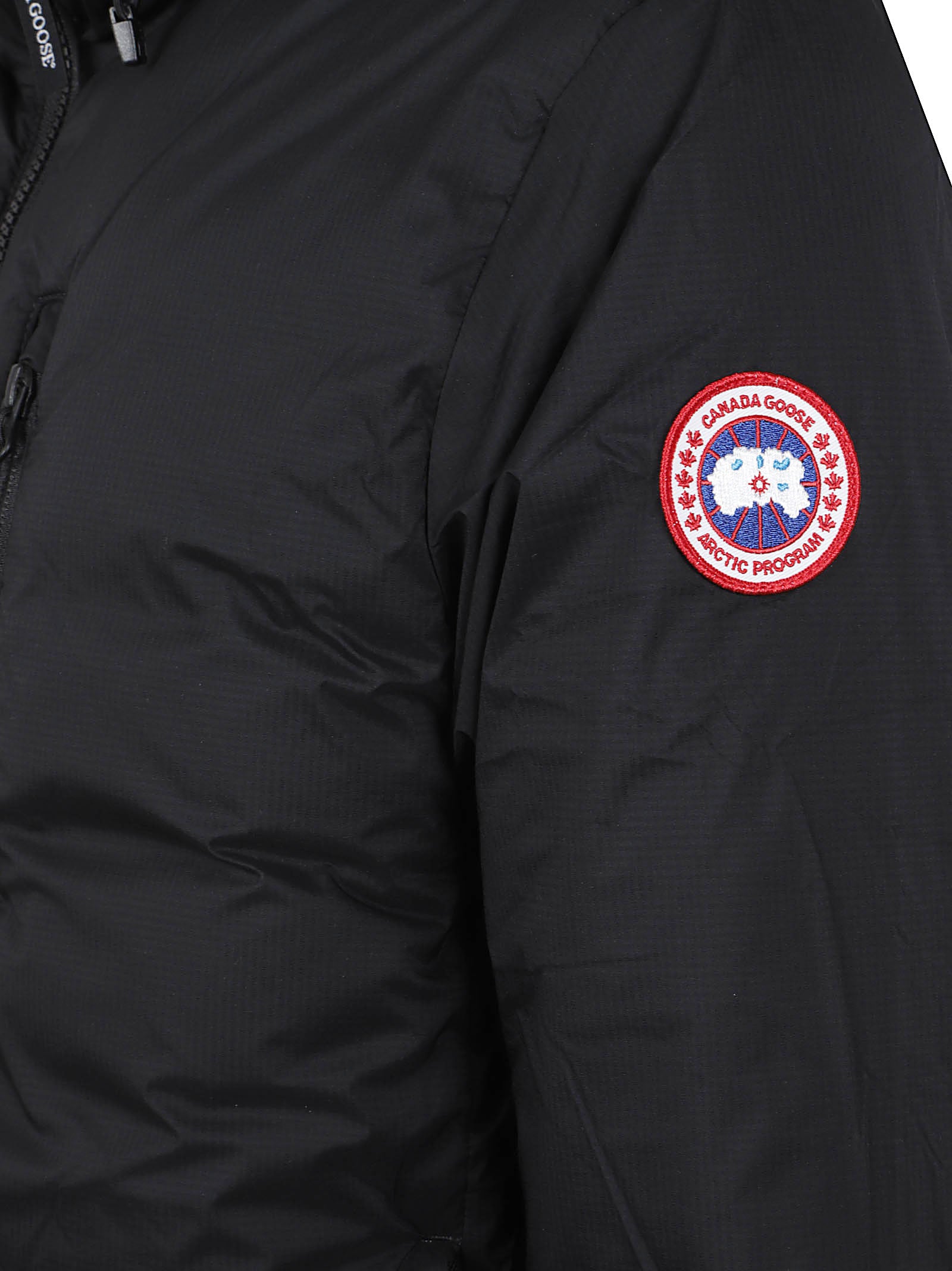 Insulated Black Jacket with High Collar and Functional Elements