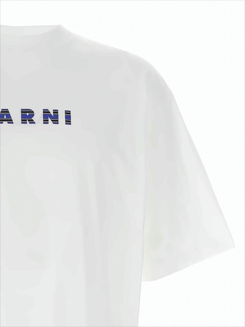 Short-Sleeved Cotton T-Shirt with Bold Logo Design