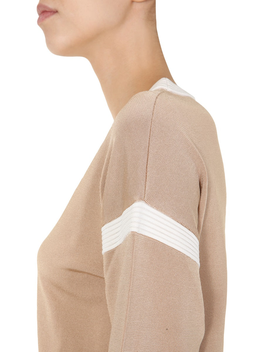 Round Neck Knit Sweater