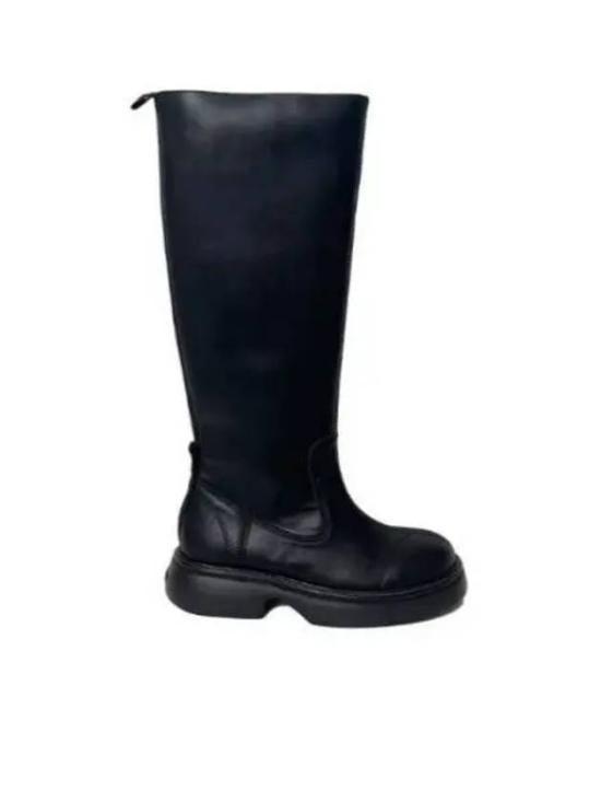 Smooth Leather Tall Boots with Modern Minimalist Design