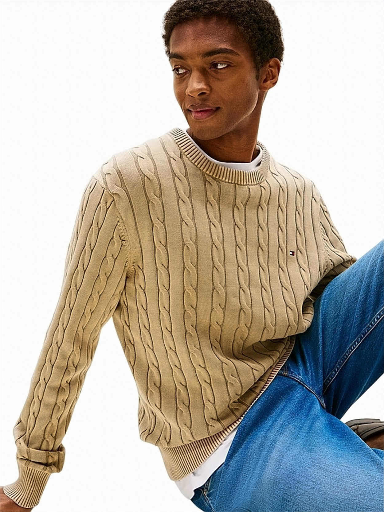 Vintage Cable-Knit Sweater With Crewneck