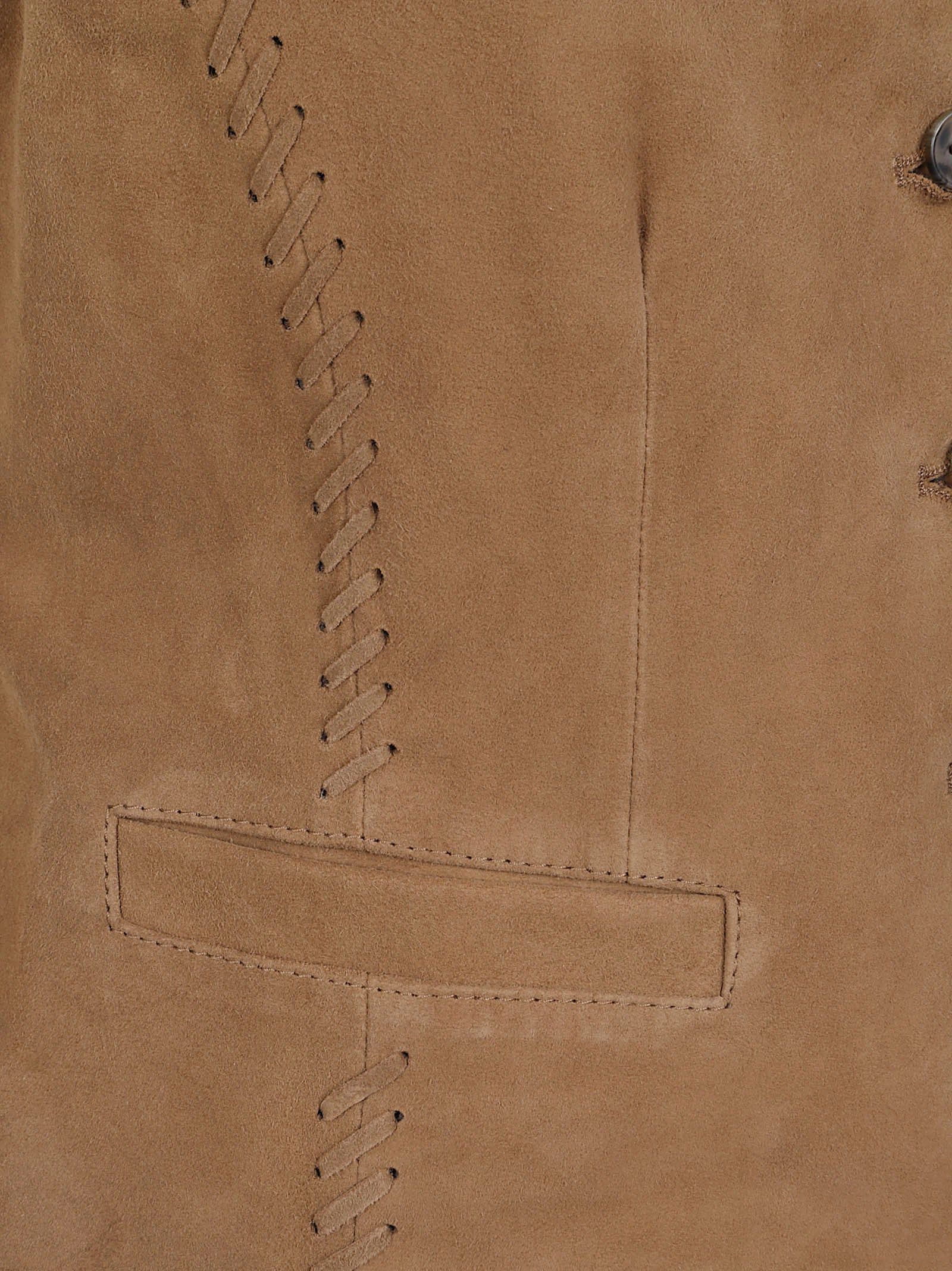 Sleeveless Goat Leather Jacket with Tailored Fit and Front Pockets