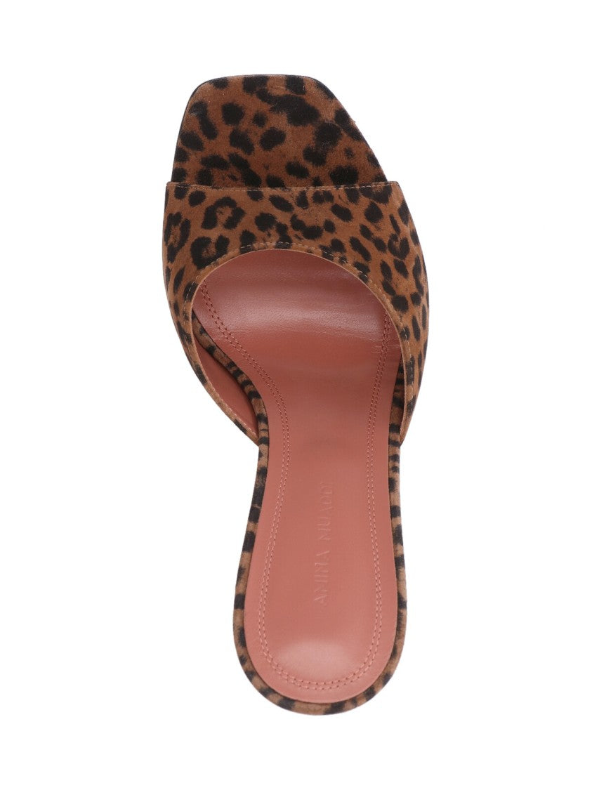 Brown Pumps With Distinctive Heel And Modern Silhouette